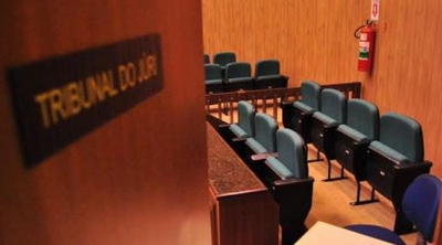 Homem é julgado por tentativa de homicídio contra pai e ex-mulher em Porto Velho