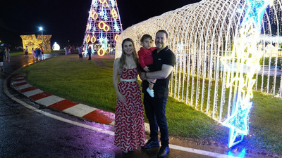 Governo de Rondônia e Prefeitura de Ariquemes inauguram decoração natalina