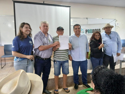 Candeias do Jamari entrega primeiras licenças aquícolas a piscicultores
