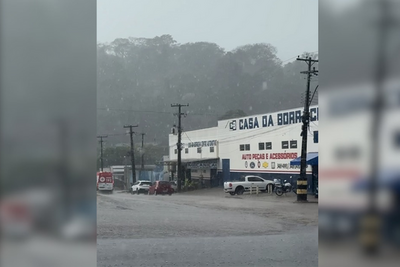 Chuva de verão atinge Ouro Preto do Oeste Cacoal e Vilhena com frente fria