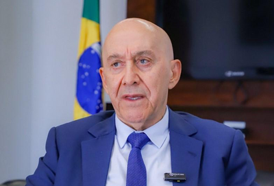 Senador Confúcio Moura repudia tarifas de Trump e defende soberania nacional