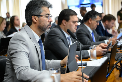 CPMI do INSS ouve depoentes e aprova requerimentos para investigar fraudes
