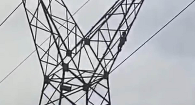 Criança de 5 anos resgatada de torre de transmissão em Ariquemes