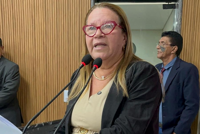 Vereadora Ellis Regina defende servidores e critica serviços de saúde ocupacional