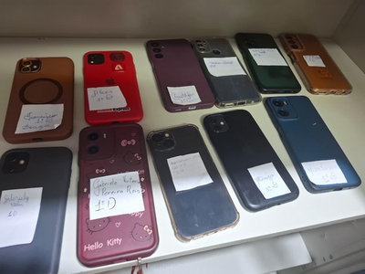 Escola de Porto Velho passa a recolher celulares durante as aulas