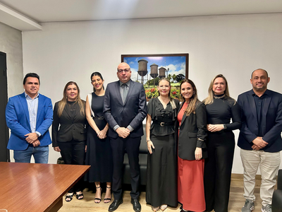 Câmara de Porto Velho recebe TRE para debater participação feminina