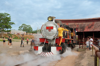 Locomotiva 18 restaurada é destaque em apresentações semanais em Porto Velho