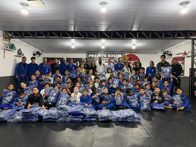 Deputado entrega materiais para projeto de Jiu-Jitsu em Porto Velho