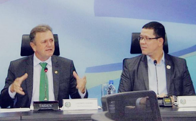Deputado solicita recuperação asfáltica em ruas de Cerejeiras Rondônia