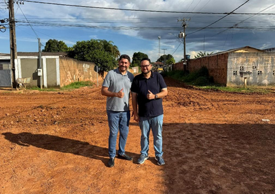 Terraplanagem no bairro Igarapé é concluída e asfalto previsto