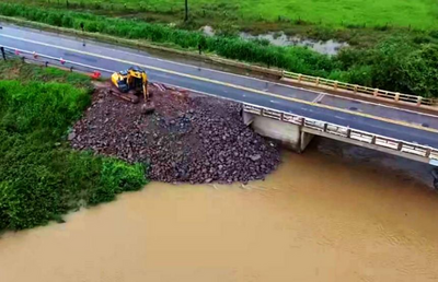 Nova 364 resolve erosão em ponte do Riozinho e restabelece tráfego rápido