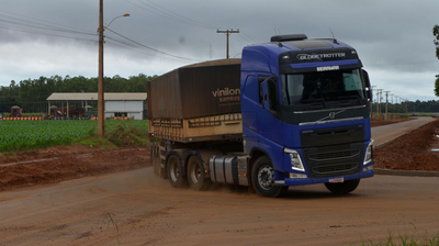 Vilhena avança em asfaltamento de acessos à Cooperativa de Transportes