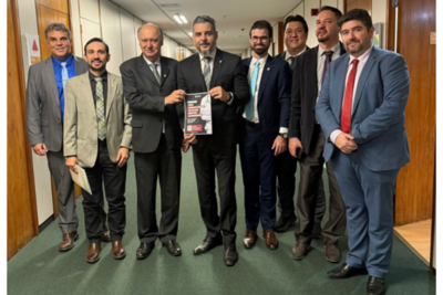 Câmara dos Deputados aprova projeto que tipifica crime de exercício ilegal da medicina veterinária