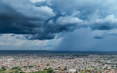 Rondônia enfrenta dia de tempo instável com chuvas e calor nesta quinta-feira