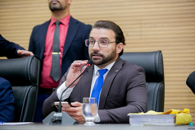 Deputado Ribeiro do Sinpol solicita implementação do REFAZ ICMS 2025 em Rondônia