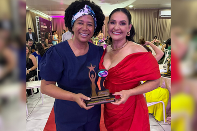 Sílvia Cristina recebe Troféu Força Empreendedora em evento em Rondônia