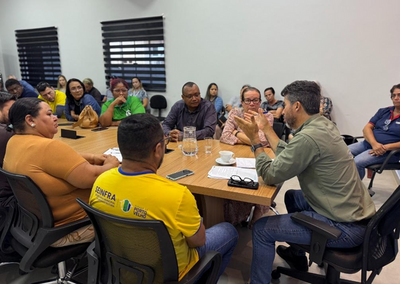 Elis Regina busca apoio de Rogério para PLs de técnicos e garis