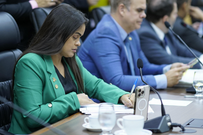 Projeto de lei autoriza crédito para concurso público na educação de Rondônia