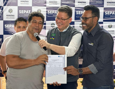 Vereador Dr Santana participa de lançamento do programa Regulariza Rondônia